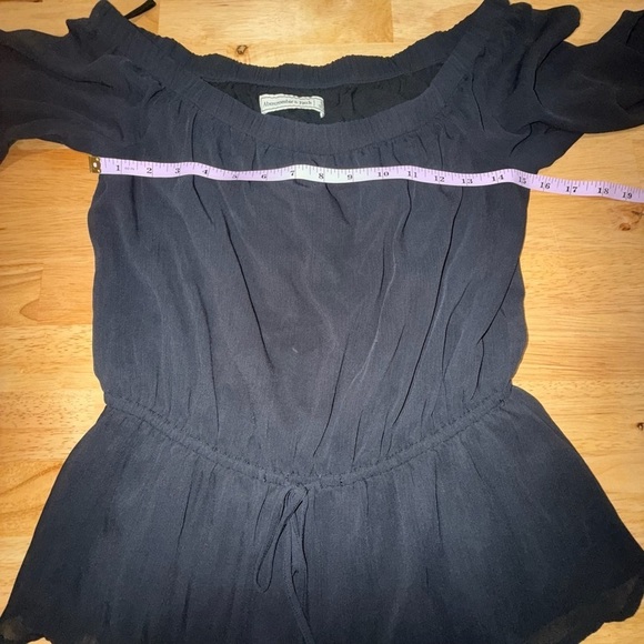 Abercrombie & Fitch Black Peplum 3/4 Sleeve Blouse - Picture 5 of 9